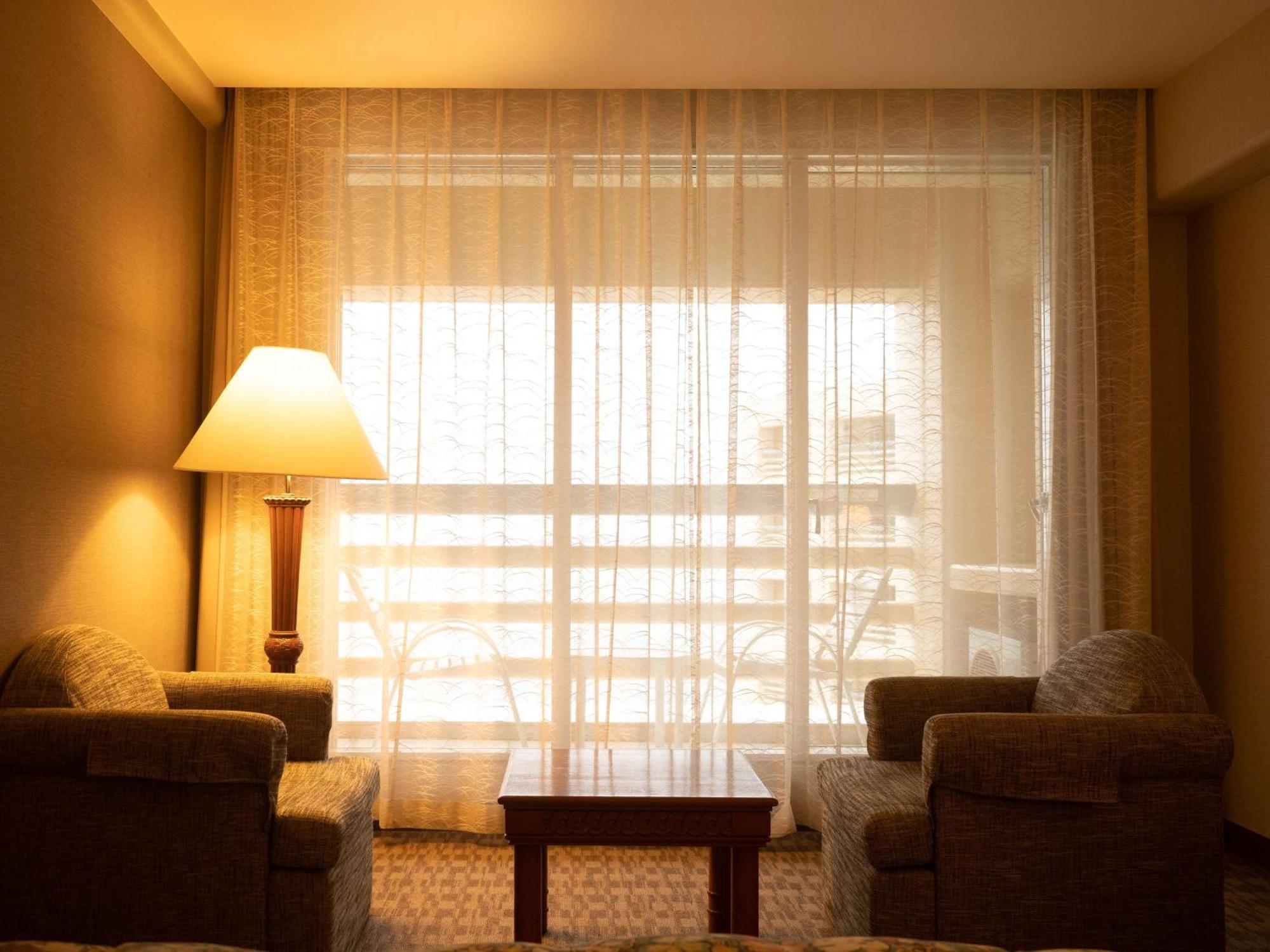 Radisson Srinagar Hotell Exteriör bild